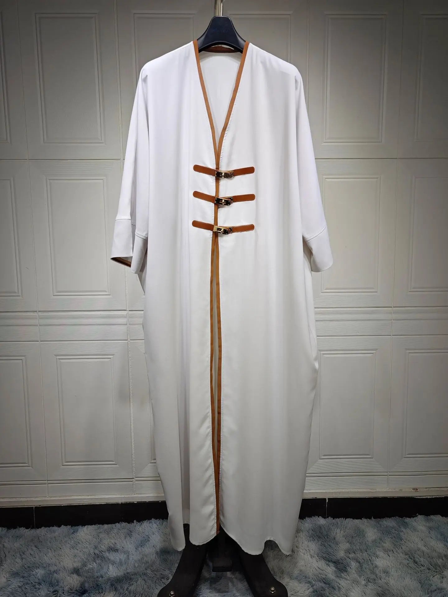 Lamsat Andalos - Abayas